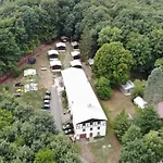 ホリデーパーク Ferienheim Mosbach 2*