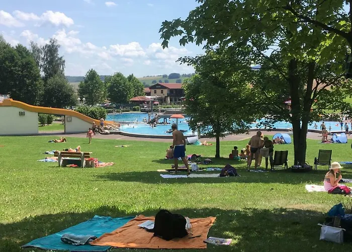 Ferienheim Mosbach Tatil parkı Wutha-Farnroda